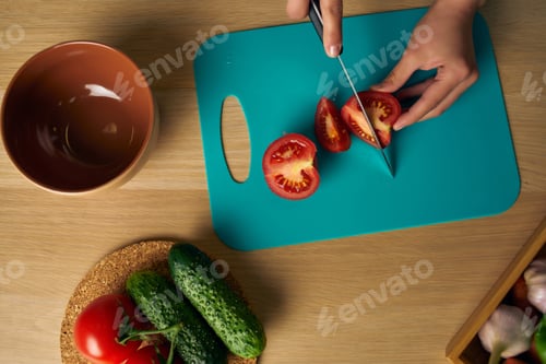 Preview: housewife Cooking healthy eating salad diet