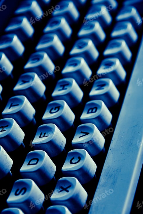 Preview: Old typewriter
