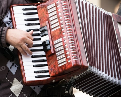 Preview: Street musician