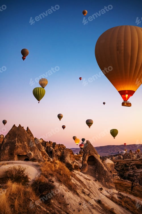 Preview: Hot air balloons in Cappadocia, Turkey