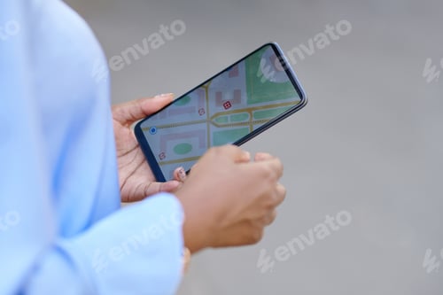Preview: Smartphone with Tracking App