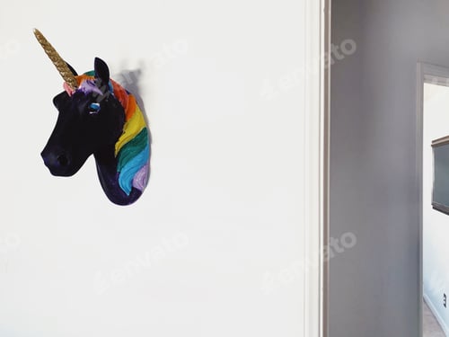 Preview: Unicorn head on a wall