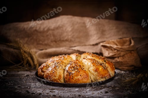 Preview: Fresh breakfast triangle buns