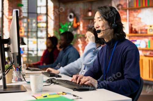 Preview: Call center agent handling customer inquiries and complaints