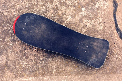 Preview: Top view of skate board