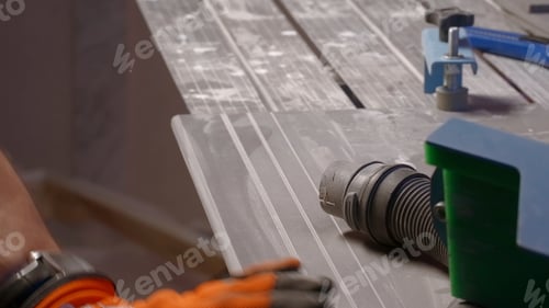 Preview: Men's work. Creative. Application of equipment for cross-cutting of rolled metal blanks and products