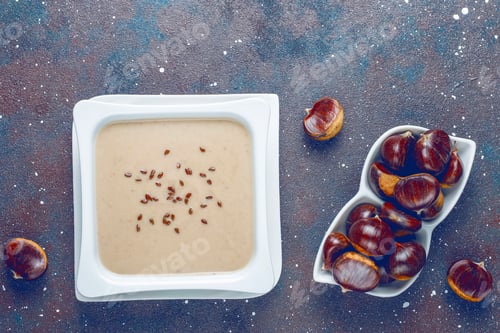 Preview: Delicious creamy chestnut soup.