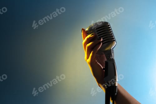 Preview: audio microphone retro style
