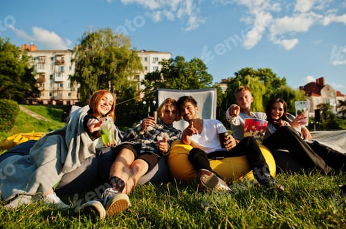Preview: Open air cinema party