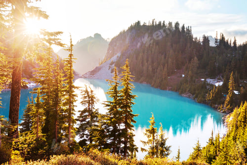 Preview: Mountains lake