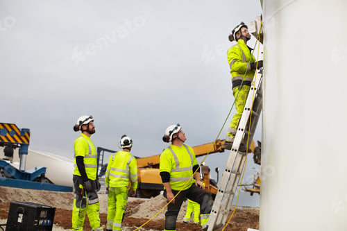 Preview: Engineers working on wind turbine