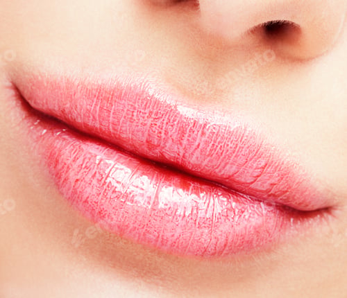 Preview: Closeup Shot Of Female Mouth With Makeup In Rose Quartz Lips Color