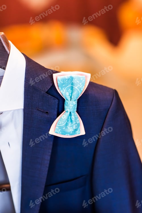 Preview: Bow Tie