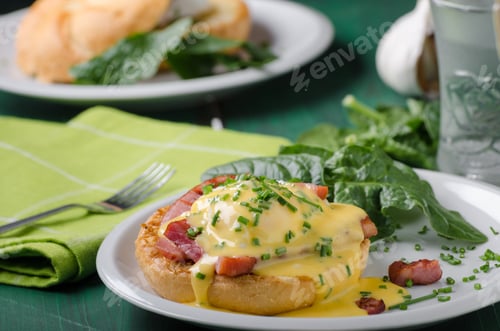 Preview: Egg benedict delish food, crispy bacon