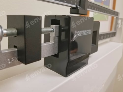 Preview: Close up of a black and white doctor's scale
