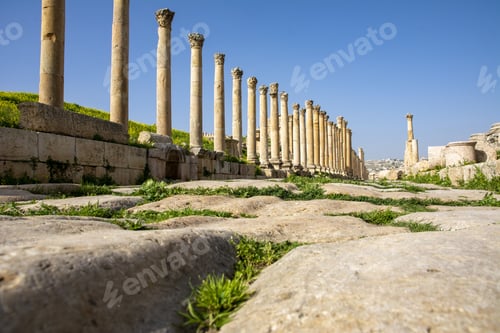 Preview: Breathtaking view of Nympheum Jerash in Jordan