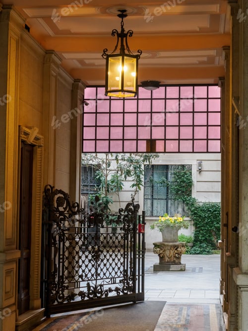 Preview: Entryway of old residential building along corso Sempione in Milan, Italy