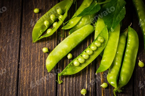 Preview: Pods of green peas