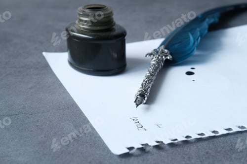 Preview: fountain pen and ink on empty paper