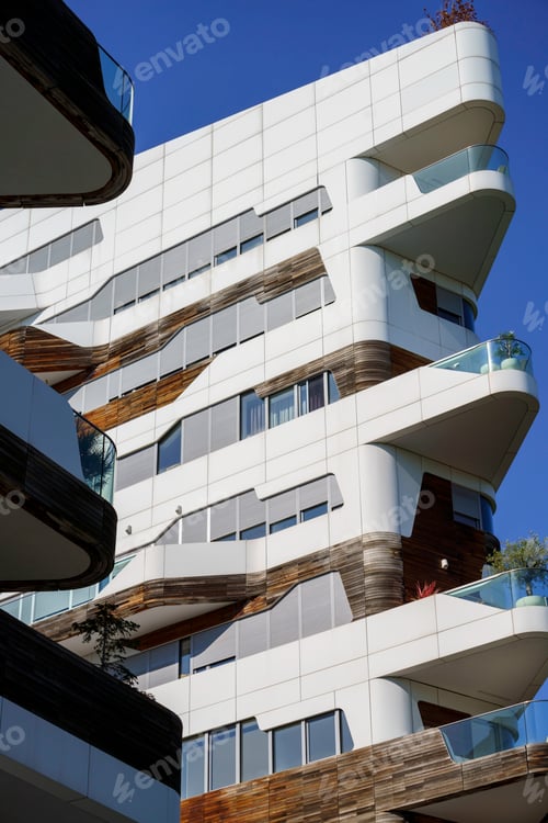 Preview: Milan, Italy: residential Hadid buildings modern Citylife park
