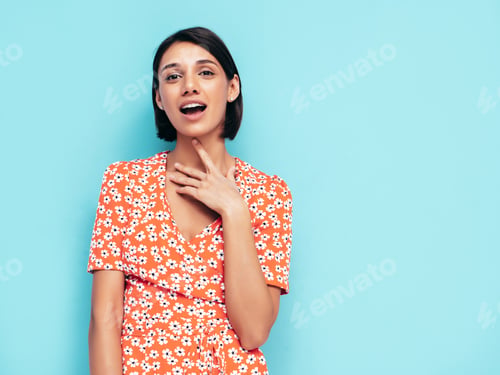 Preview: Beautiful woman posing in studio