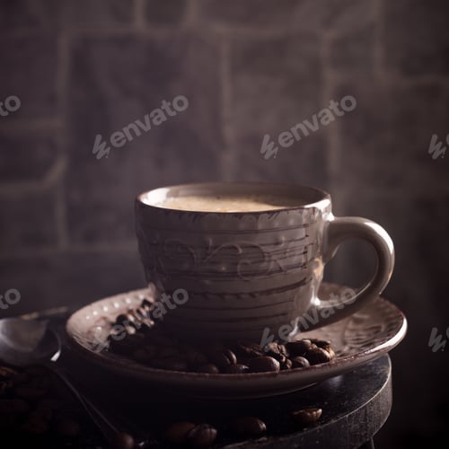 Preview: Coffee cup with beans