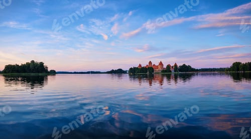 Preview: Trakai Island Castle in lake Galve, Lithuania
