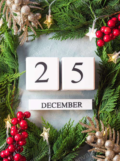 Preview: December 25 Cristmas celebration date on calendar in frame of green