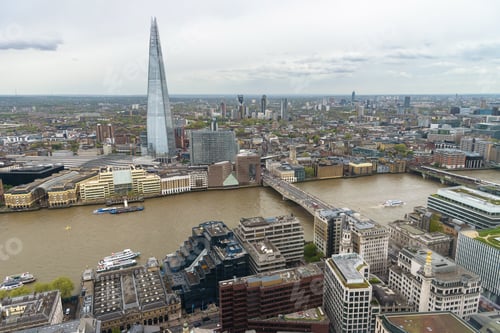 Preview: Aerial view of the river Thames in central London