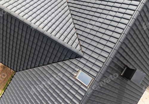 Preview: New House Roof Made From Black Roof Tiles