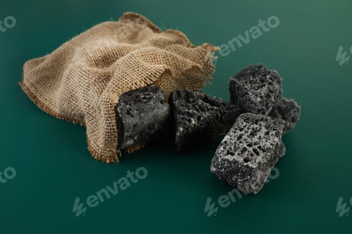 Preview: Befana Coal candies for Bad Kids on green background