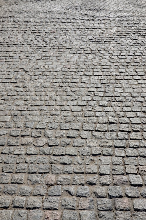 Preview: A large area, laid out of paving stone in perspective