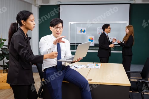 Preview: Group of multiethnic businessmen