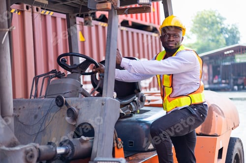 Preview: Engineer loads goods by forklift to stack containers