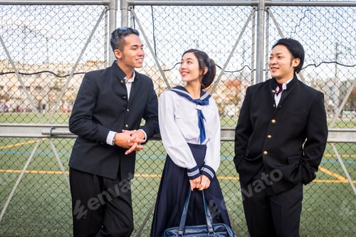 Preview: Japanese students meeting outdoors