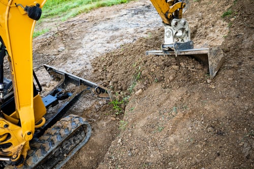 Vista previa: Miniexcavadora: excavación, preparación del terreno debajo del huerto de su casa