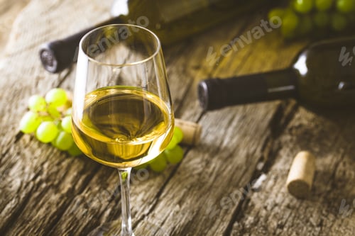 Preview: White wine