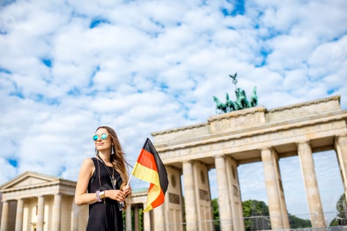 Preview: Woman traveling in Berlin