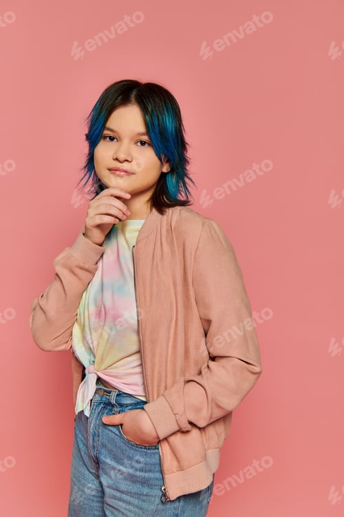 Preview: Blue-haired muse on pink canvas