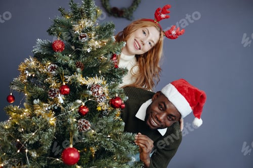 Visualização: Comemorando o Natal com alegria festiva e sorrisos alegres