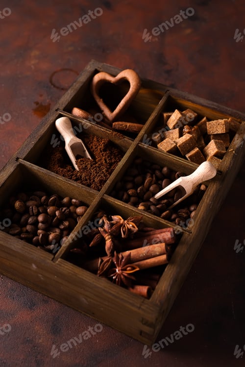 Preview: Spices, coffee and cookies in wooden box