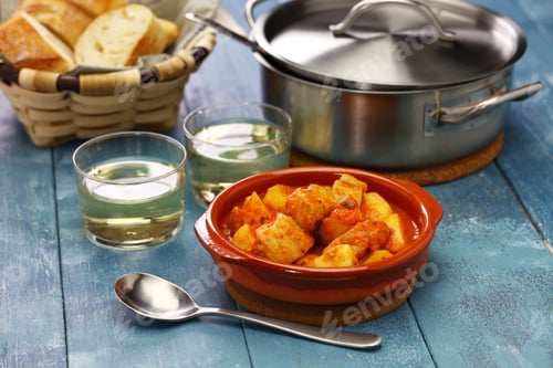 Preview: marmitako, basque tuna and potatoes stew