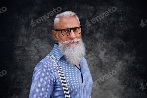 Preview: Senior hipster man portrait