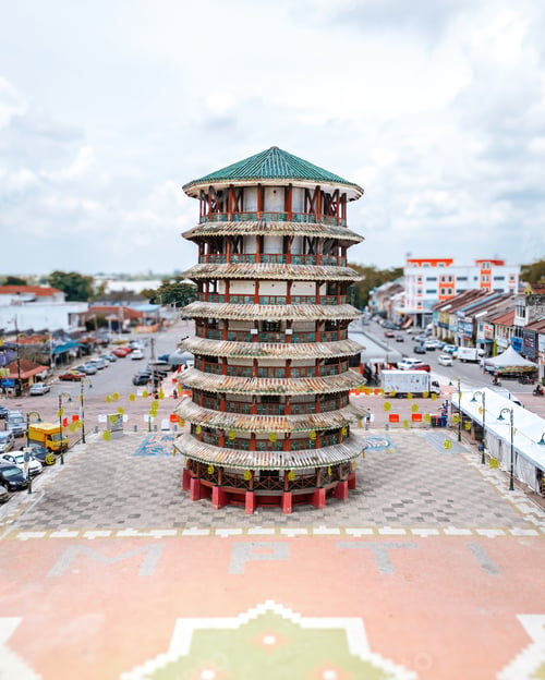 Preview: The Leaning Tower of Teluk Intan is a clock tower in Teluk Intan Perak, Malaysia.