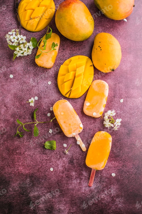 Preview: Mango banana popsicles with fresh fruits, flat lay top view