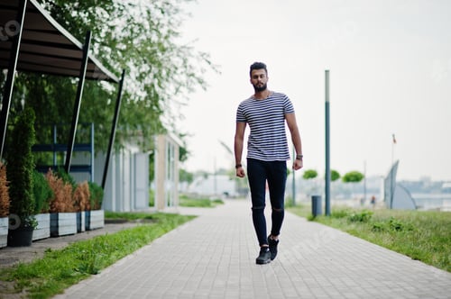 Preview: Arabian beard man model at stripped shirt