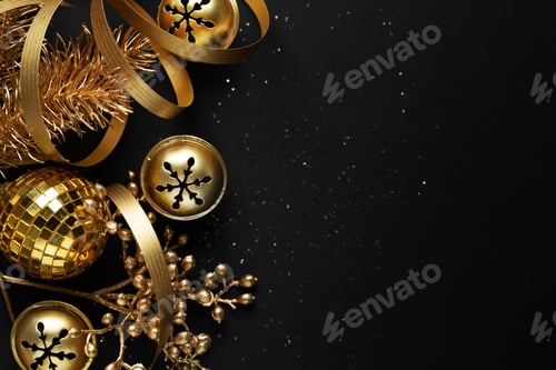 Visualização: Enfeites dourados de Natal no escuro