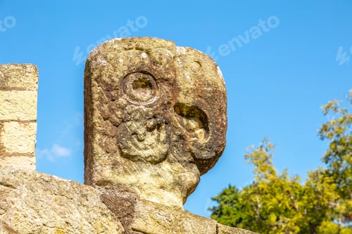 Preview: A figure of a head in the temples of Copan Ruinas. Honduras