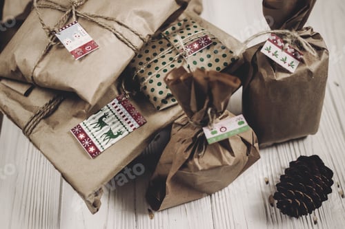 Preview: Rustic paper gift boxes top view