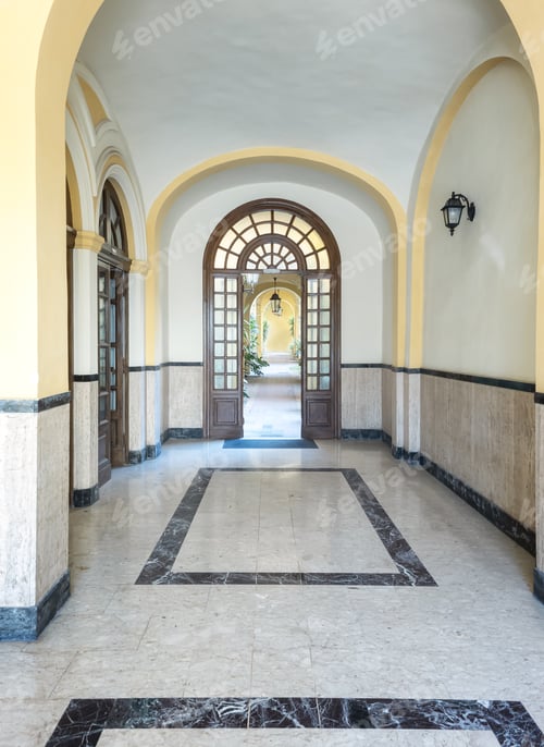 Preview: View of a vintage corridor in public building